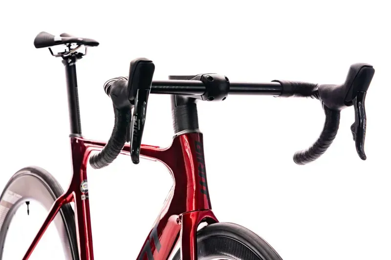 2020 Giant Propel Advanced Pro 0 Disc Carbon Road Bike in Red-3