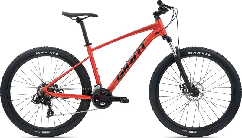 2021 Giant Talon 4 29in Mountain Bike in Red