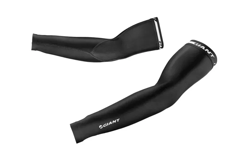 2020 Giant Caldo Arm Warmer in Black