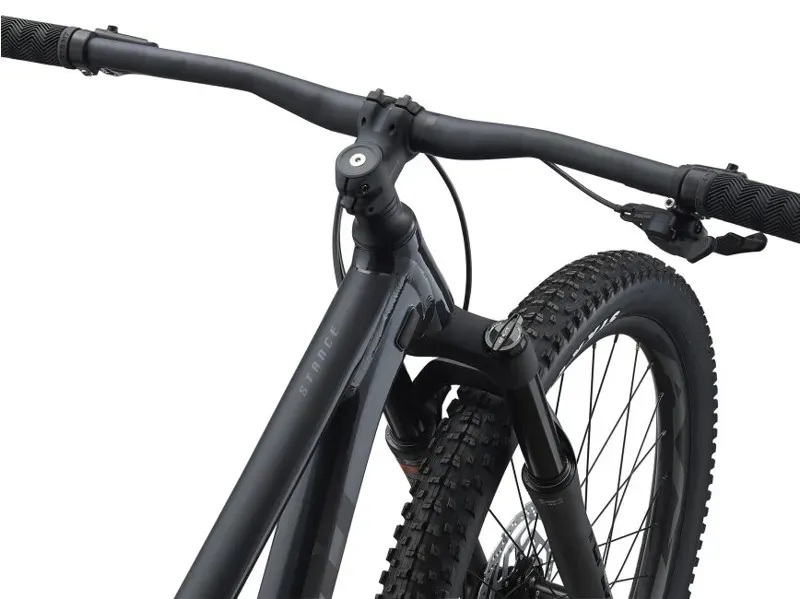 2021 Giant Stance Full Suspension Mountain Bike in Black-5