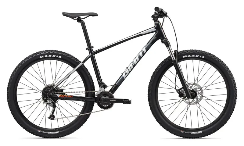 2020 Giant Talon 2 Hardtail Mountain Bike in Black